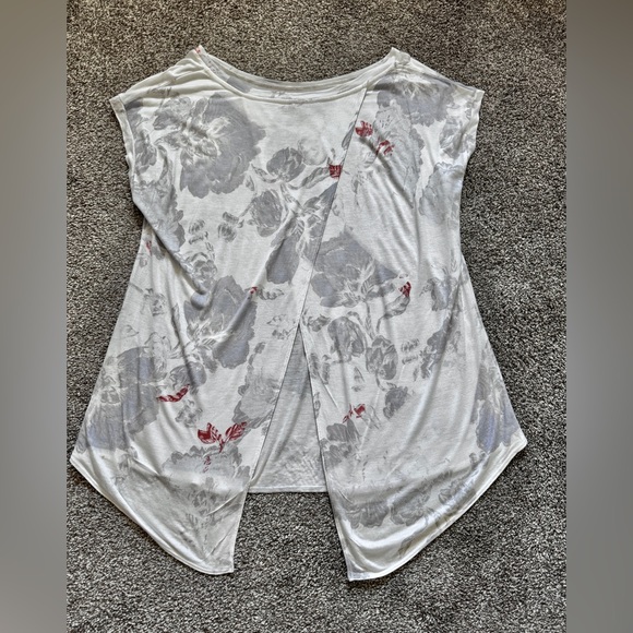 2/$15 ARITZIA WILFRED Anvers Split Back Floral Printed Oversized Shirt Flowy M - Picture 3 of 11